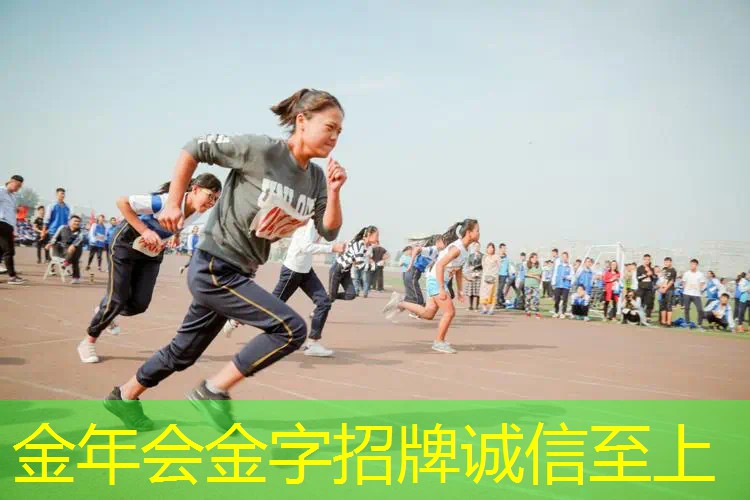 初级网球拍拉多少磅数
