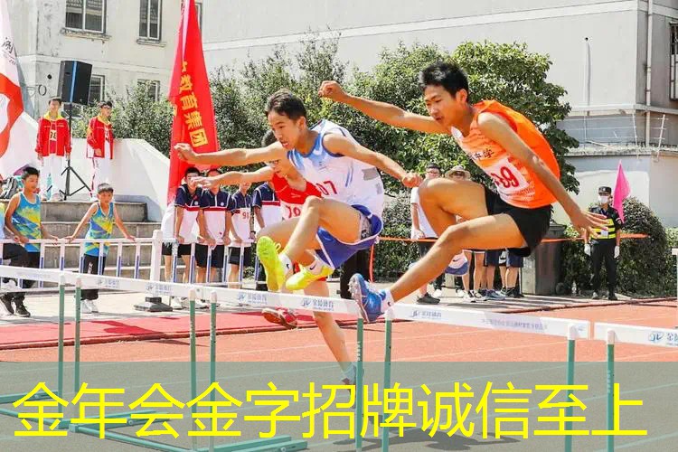 网球拍杀人犯小兰